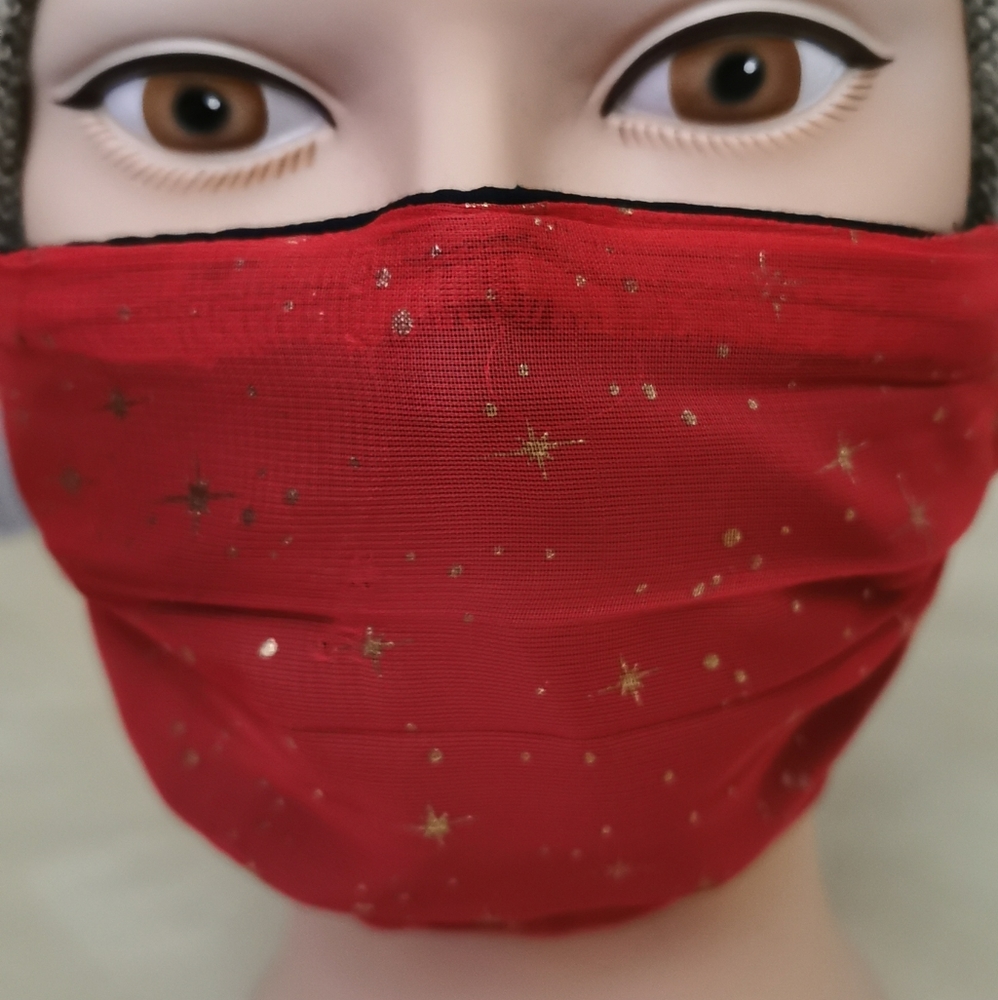 🌺3 for 45$🌺New Fancy face masks. Reusable.